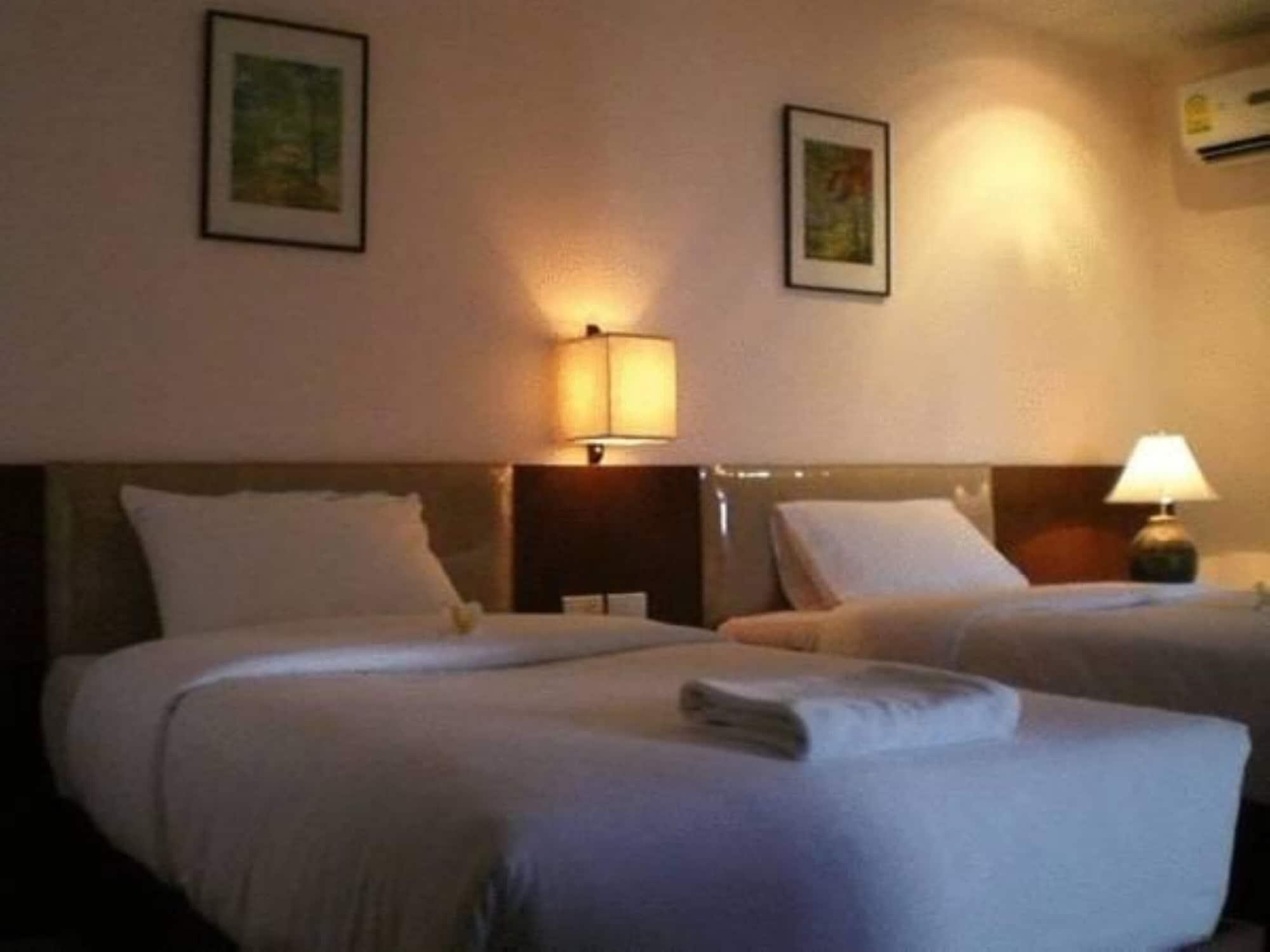Naris Art Hotel Pattaya Zewnętrze zdjęcie